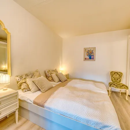 - Haus B, App 0b0207 شقة هايليغنهافن